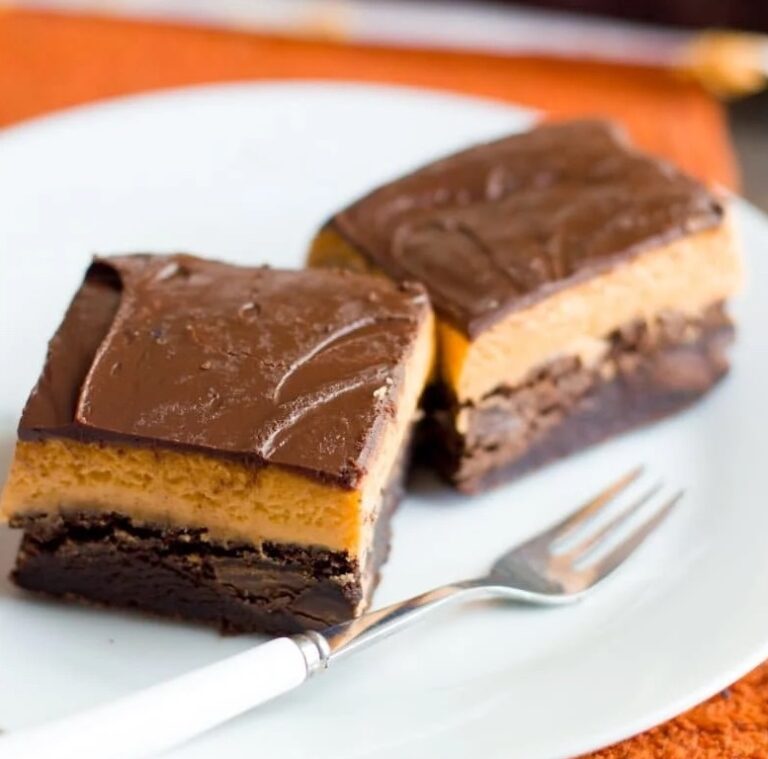 20 Easy Pumpkin Dessert Recipes {That Are Not Pumpkin Pie} 6 pumpkin puree dessert recipes - 3 layer pumpkin brownies