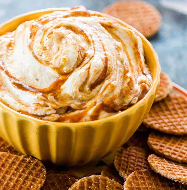 20 Easy Pumpkin Dessert Recipes {That Are Not Pumpkin Pie} 17 caramel pumpkin cheesecake dip - gluten-free pumpkin dessert recipes