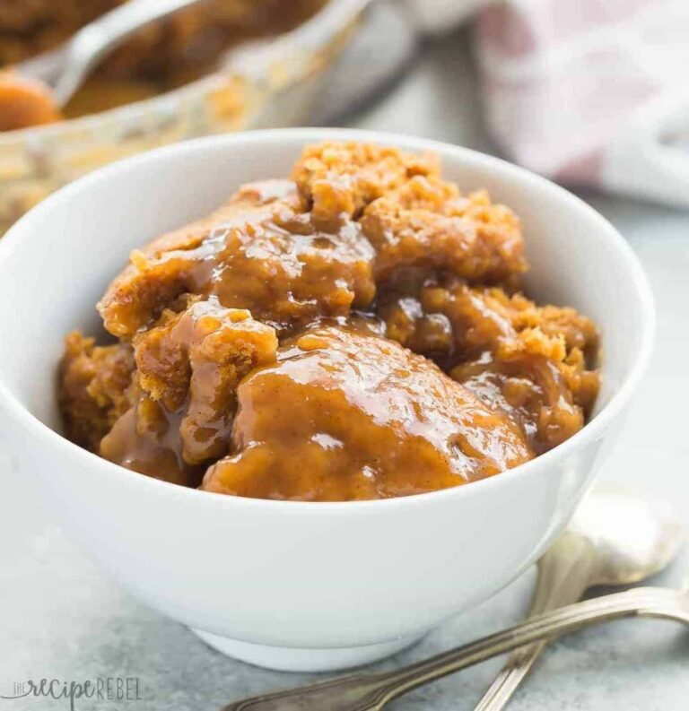 20 Easy Pumpkin Dessert Recipes {That Are Not Pumpkin Pie} 15 easy canned pumpkin dessert recipes - Easy Pumpkin Pudding Cake