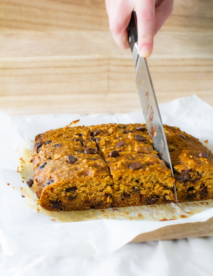Chocolate Chip Pumpkin Bars with Quinoa 7 healthy chocolate chip pumpkin bars