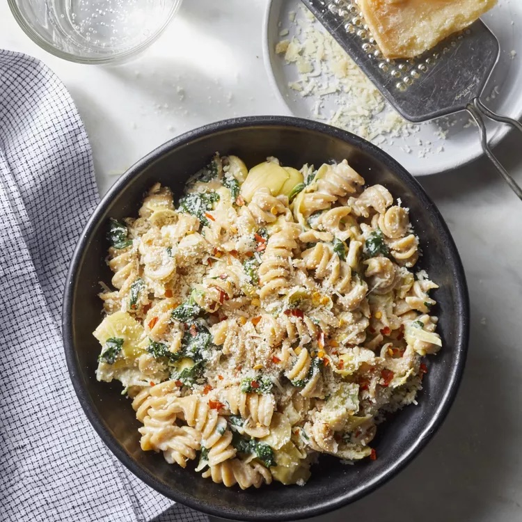 spinach artichoke dip pasta