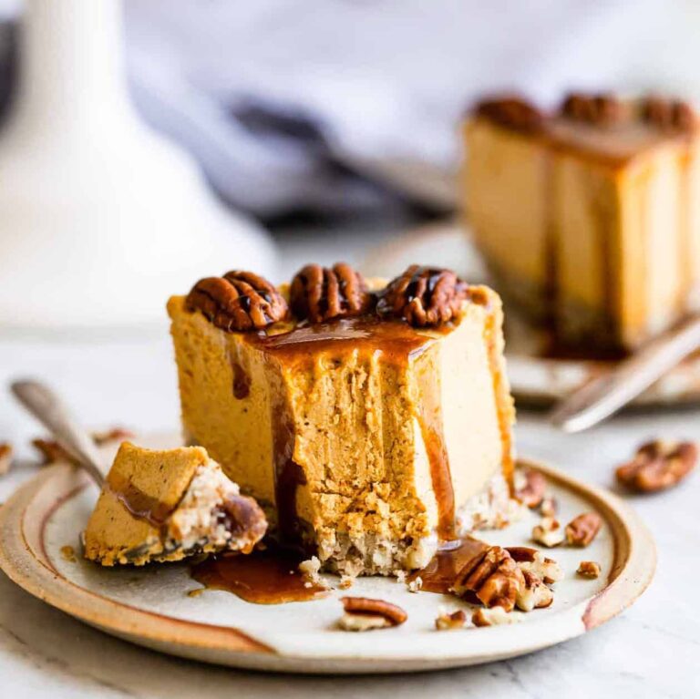 20 Easy Pumpkin Dessert Recipes {That Are Not Pumpkin Pie} 21 vegan pumpkin dessert recipes - 20 minutes no bake vegan pumpkin cheesecake